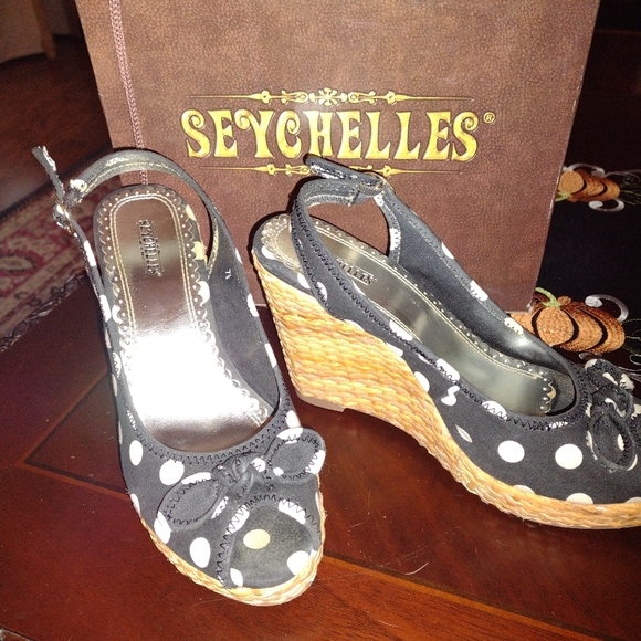 Seychelles open toe 4" wedges - Picture 2 of 6